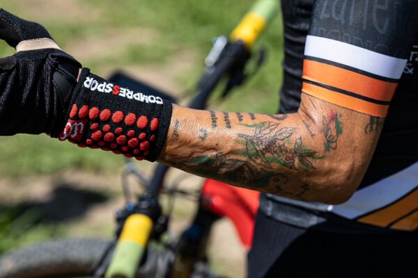 Munhequeira (Sweat Band 3D.DOTS)