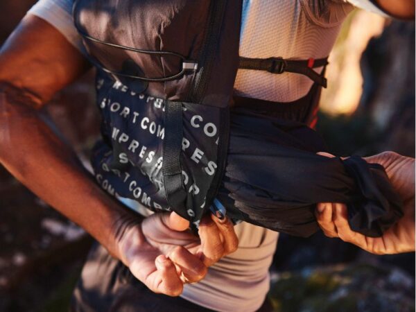 Nova Mochila de Hidratação Preta - Ultrun S Pack Evo 15