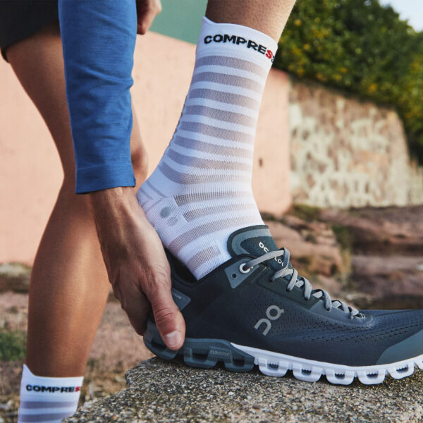 Meia de Compressão Para Corrida Cano Médio - Run Hi V4.0 Ultra Light