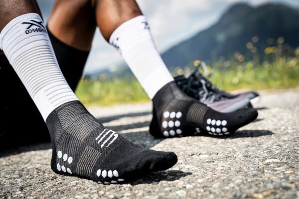 Meia de Compressão Média V2.0 (Mid Compression Socks Oxygen)